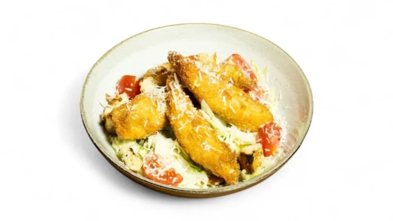 Salată Caesar cu crispy de pui — Restaurant Mona Lisa