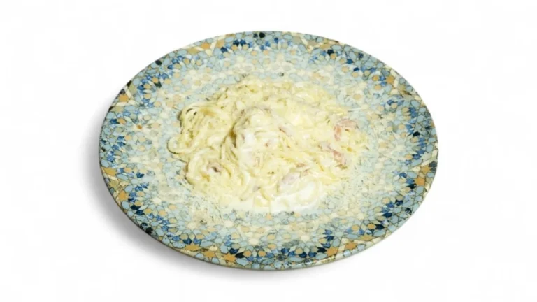 Spaghete Carbonara — Restaurant Mona Lisa